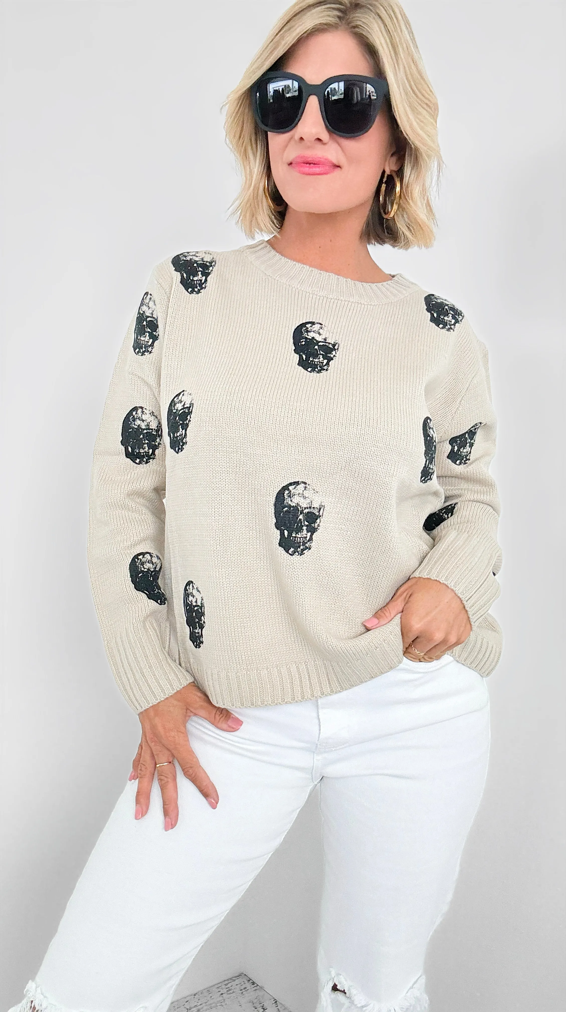 Black Skull Sweater - Sand
