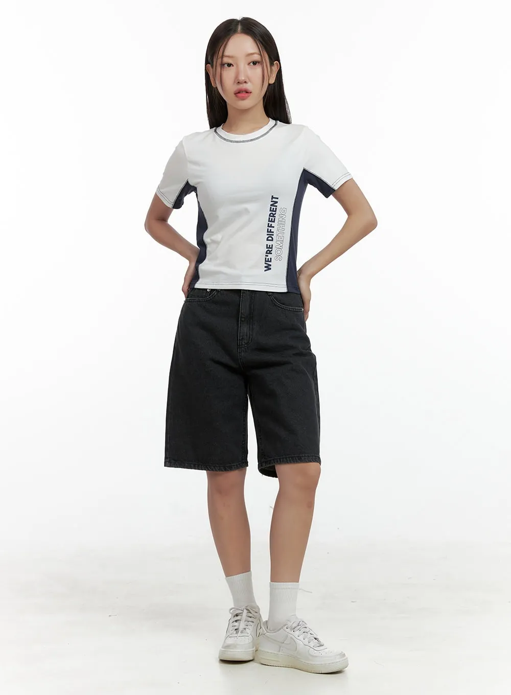 Color Block Lettering Stitch Top OL401