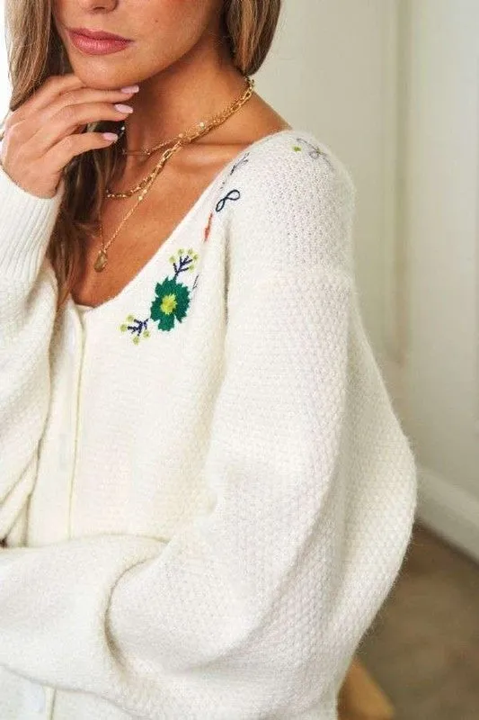 Davi & Dani White Cardigan Flower Embroidered Button Up Long Sleeve Knitwear