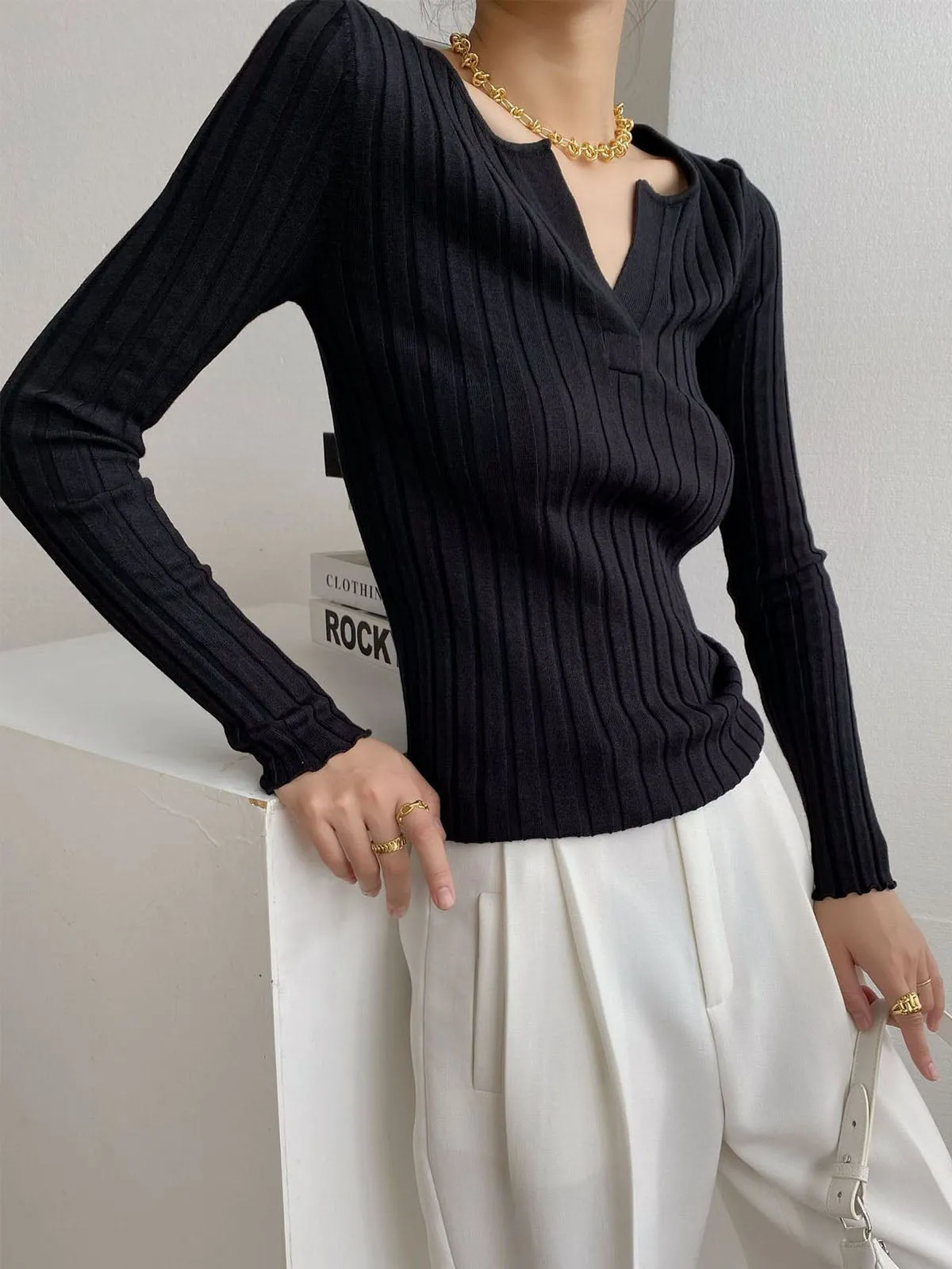 Etiye Chic French V-Neck Slim Fit Knit Black Sweater