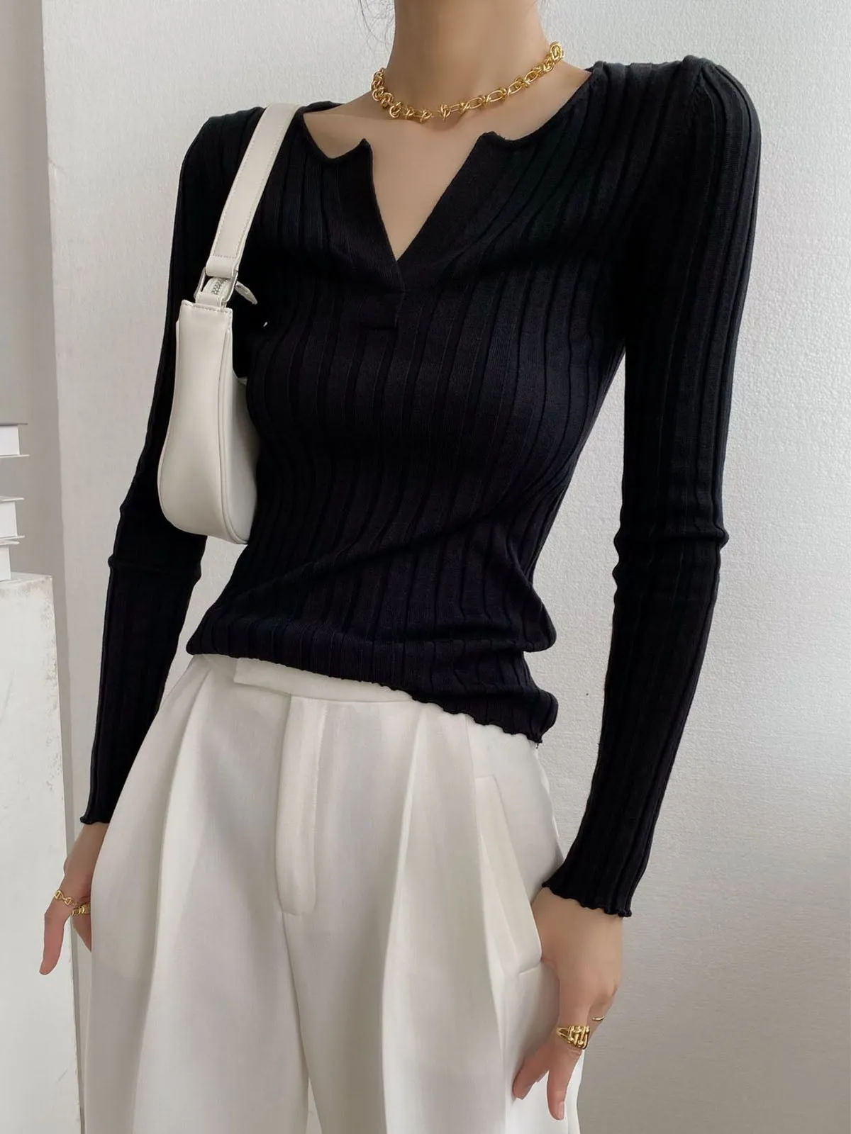 Etiye Chic French V-Neck Slim Fit Knit Black Sweater