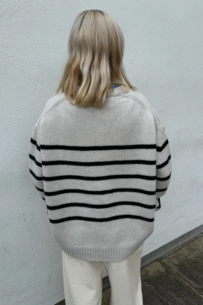 Leveté Perle Cream Noir Stripe Sweater