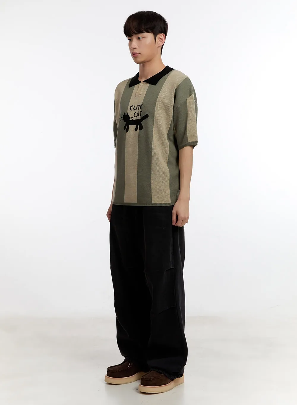 Men's Collared Graphic Sweater IA504